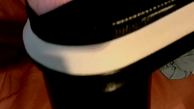 הופעת וובקאם של T0Yforeskin