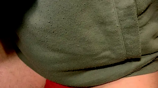 T0Yforeskin Pertunjukan Webcam