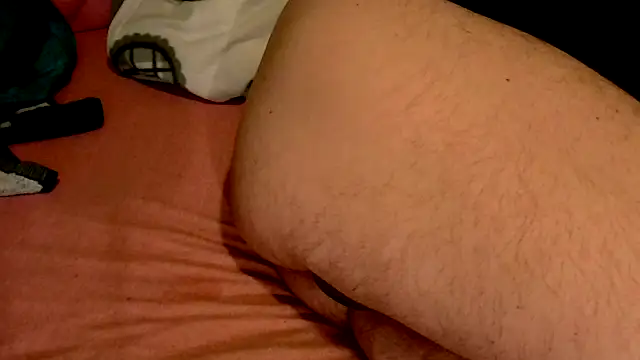T0Yforeskin webkamerás műsora