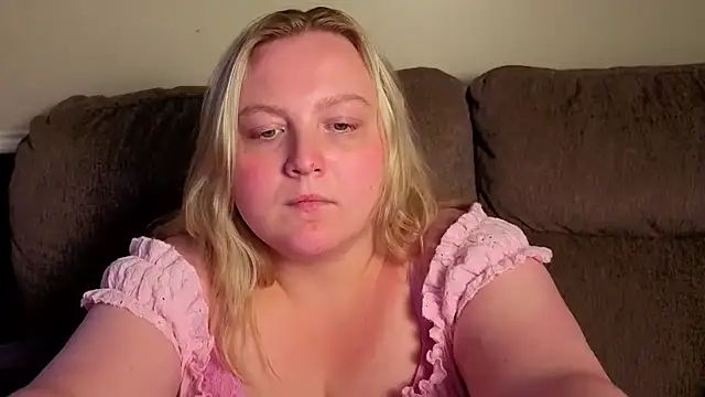 PhatAssBlond 在線直播表演