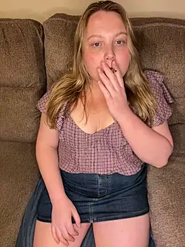 PhatAssBlond élő XXX-chatje