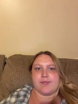 Chat +18 de Phatassblonde ao vivo