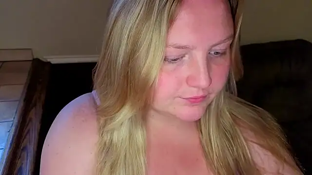 Phatassblonde Chat XXX in diretta