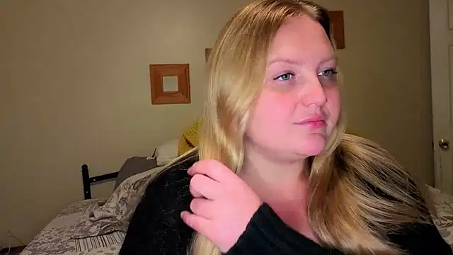 Phatassblonde's Live XXX Chat
