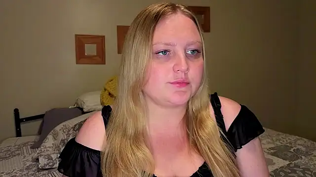 Chatroom XXX en direct de Phatassblonde