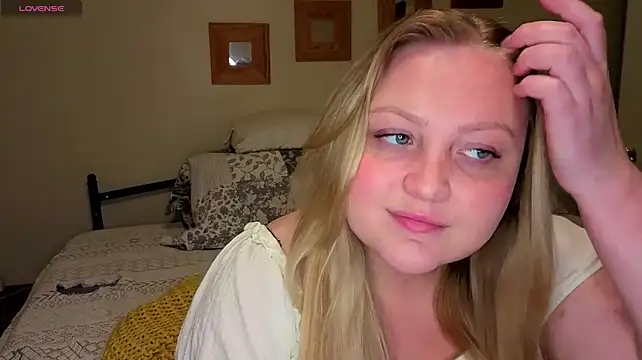 Chatroom XXX en direct de Phatassblonde