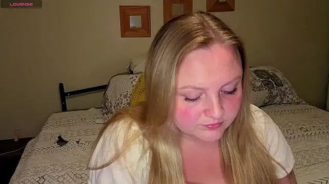 Phatassblonde Chat XXX in diretta
