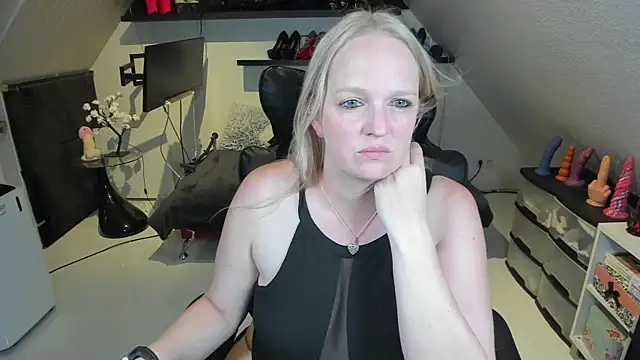 Chat XXX en directo de caro_kitten