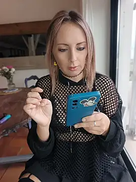 Jade_Emeraud's Live XXX Chat