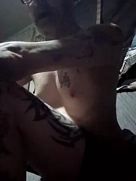 2Hot2gether69 Show in webcam