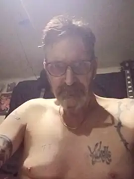 2Hot2gether69 Webcamshow