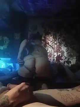 2Hot2gether69 Webcam-Show