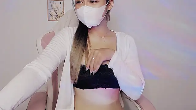 Czat XXX na żywo – DearEmi-20