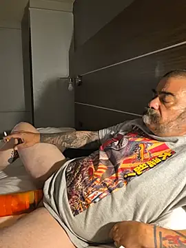 Simian_Beard Шоу с уебкамера