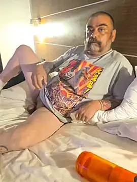 Simian_Beard 웹캠 쇼