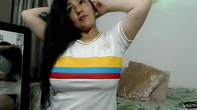 Donniia Chat XXX live