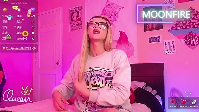 عرض كام moonfiredancer