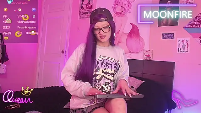 moonfiredancer's Webcam Show