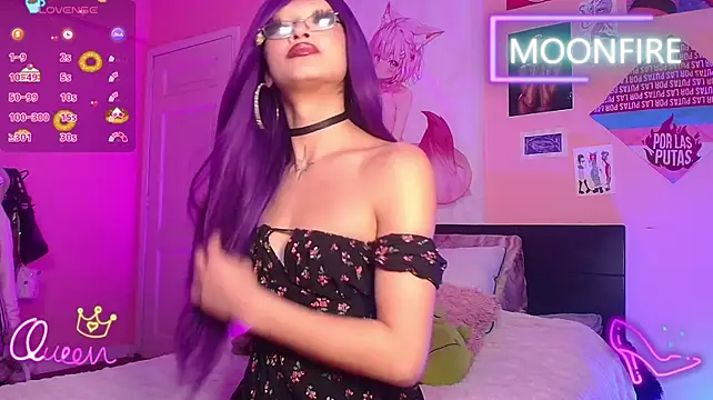 moonfiredancer Show in webcam