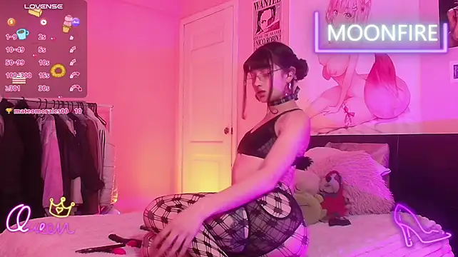 Show modela moonfiredancer na web-kameri