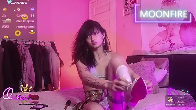 moonfiredancer Webcam show