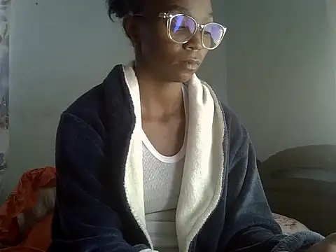 ElianeHot's Webcam Show