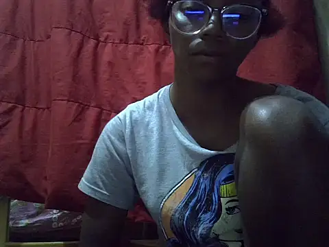 Show modela ElianeHot na web-kameri