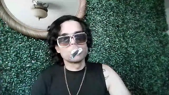 عرض كام StuntingSpunMarine69