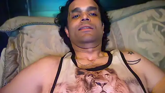 KungFuPanda001's Webcam Show
