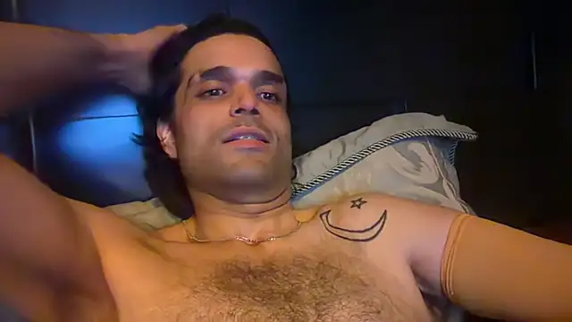KungFuPanda001's Webcam Show
