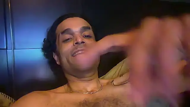 KungFuPanda001 Show in webcam