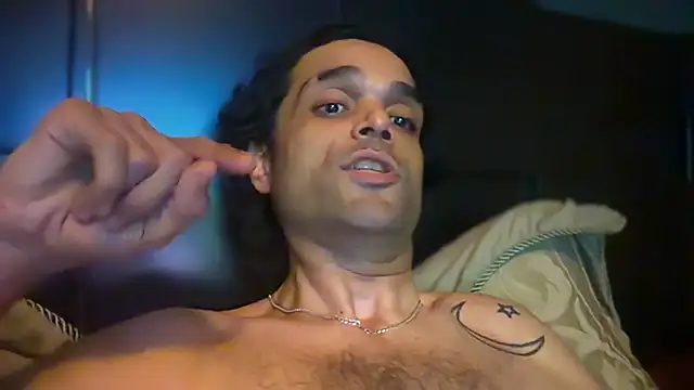 Show de KungFuPanda001 na webcam