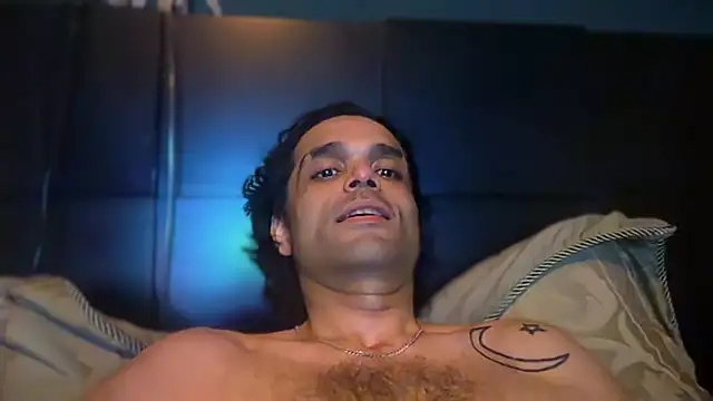 KungFuPanda001's Webcam Show