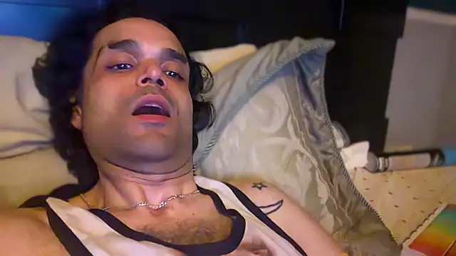 KungFuPanda001's Webcam Show