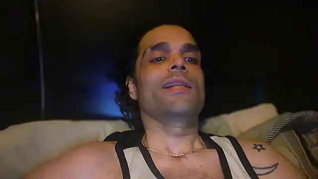 KungFuPanda001's Webcam Show