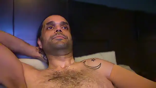 KungFuPanda001's Webcam Show