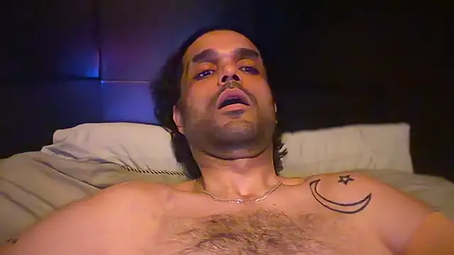 KungFuPanda001's Webcam Show