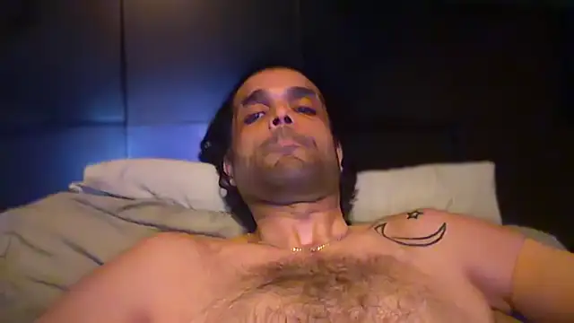 Show de KungFuPanda001 na webcam