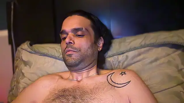 KungFuPanda001 Show in webcam