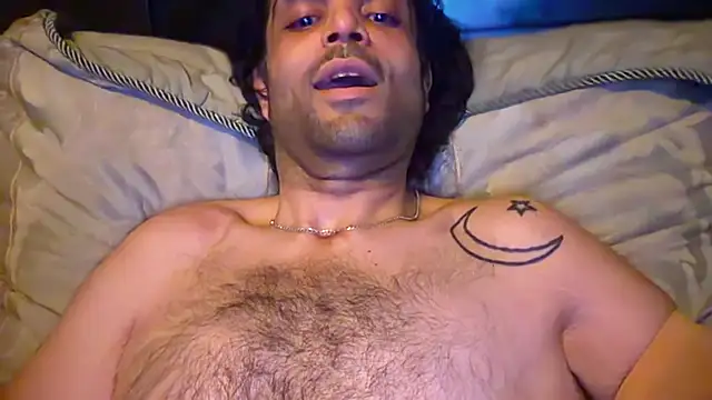 icebergslim281 Show in webcam