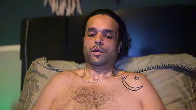 icebergslim281 Show in webcam