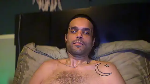 icebergslim281 Show in webcam