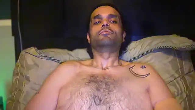 icebergslim281 Show in webcam