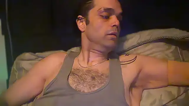 icebergslim281 Show in webcam