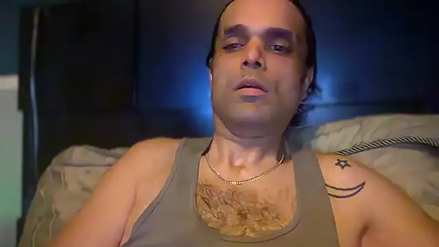 icebergslim281 Show in webcam