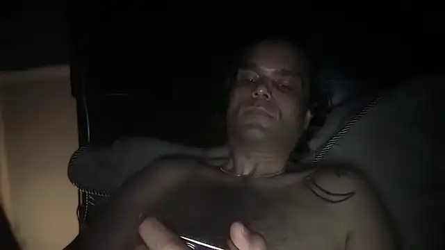 icebergslim281 Show in webcam