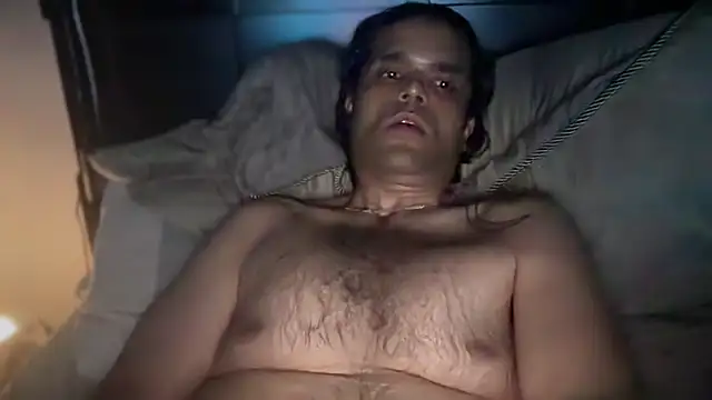 icebergslim281: διαδικτυακό σόου στην κάμερα