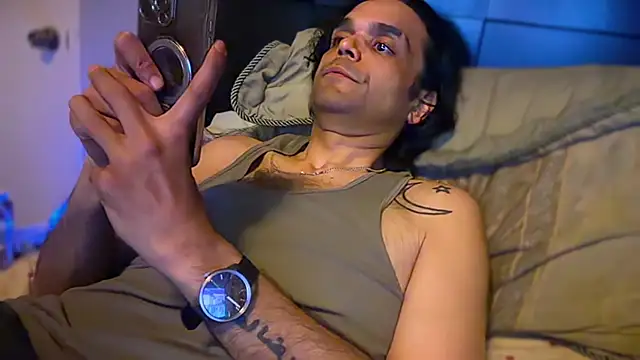 icebergslim281: διαδικτυακό σόου στην κάμερα