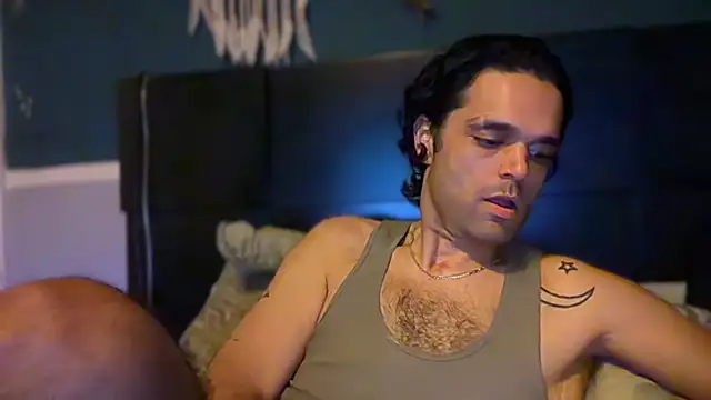 icebergslim281: διαδικτυακό σόου στην κάμερα