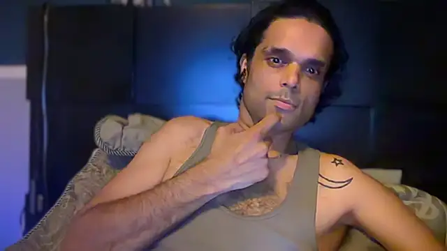 icebergslim281 Show in webcam